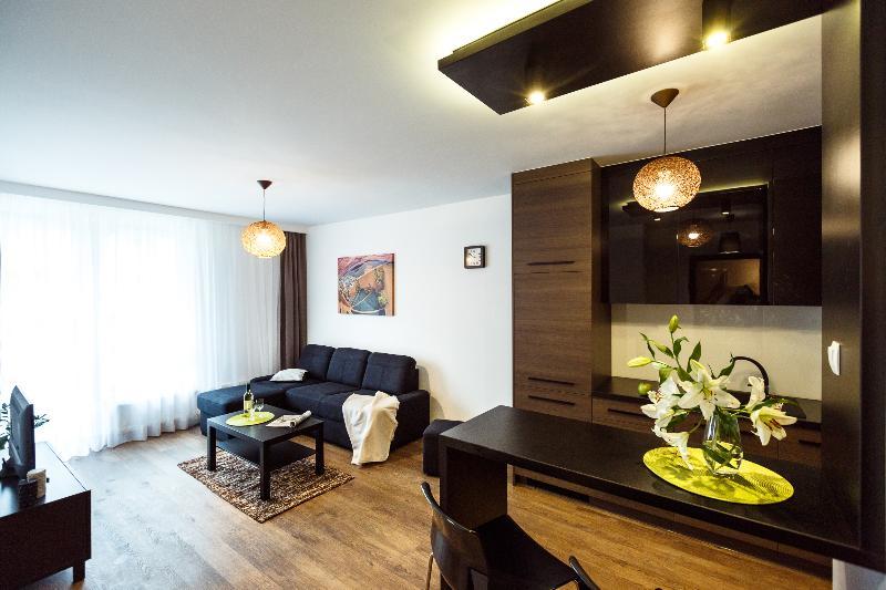 Apartament Em Klimatyzacja&Parking رشيشوف المظهر الخارجي الصورة